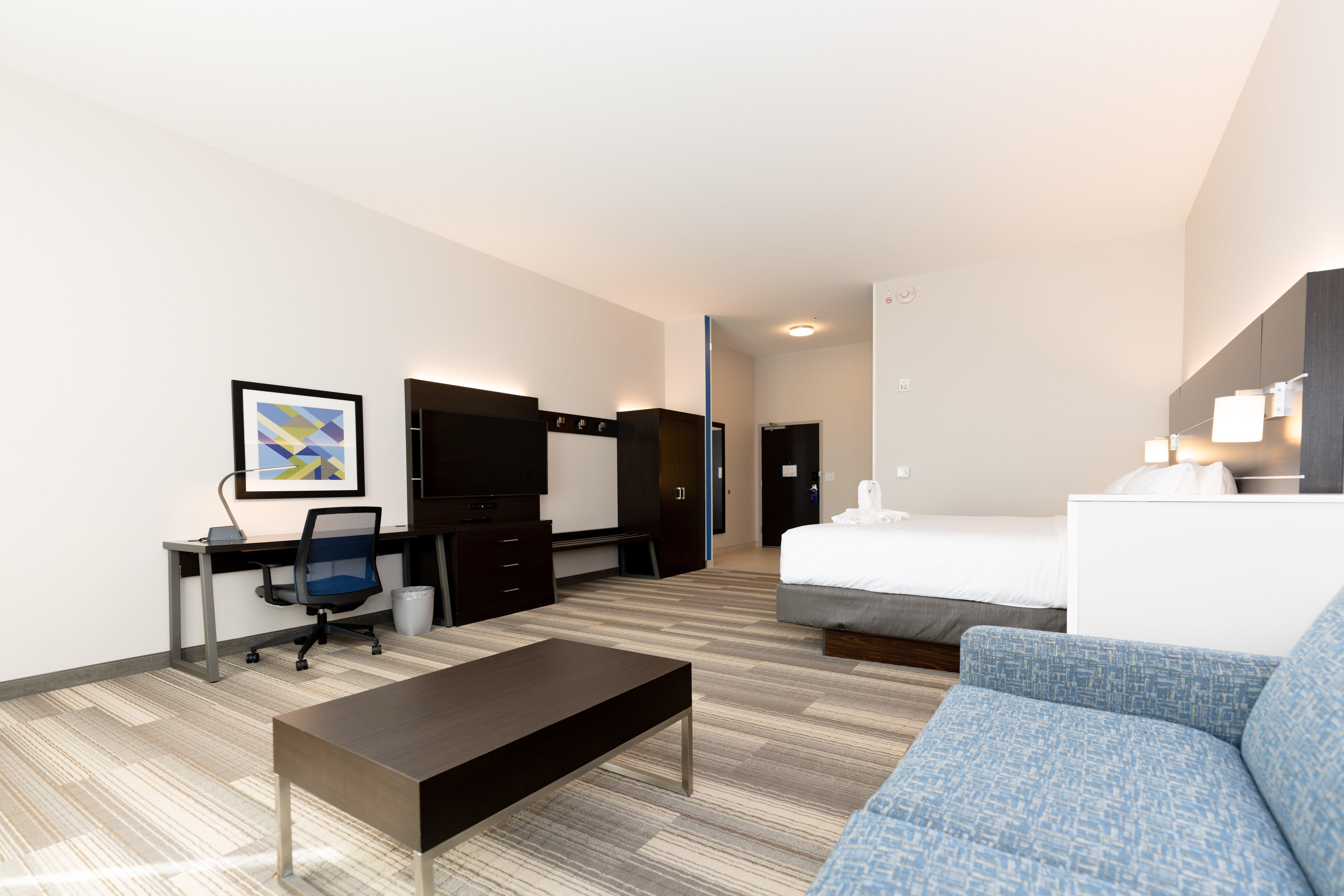 Holiday Inn Express & Suites Franklin - Berry Farms By Ihg Exterior photo