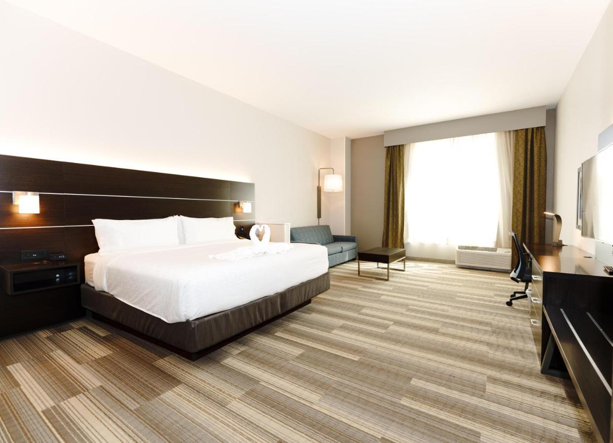 Holiday Inn Express & Suites Franklin - Berry Farms By Ihg Exterior photo
