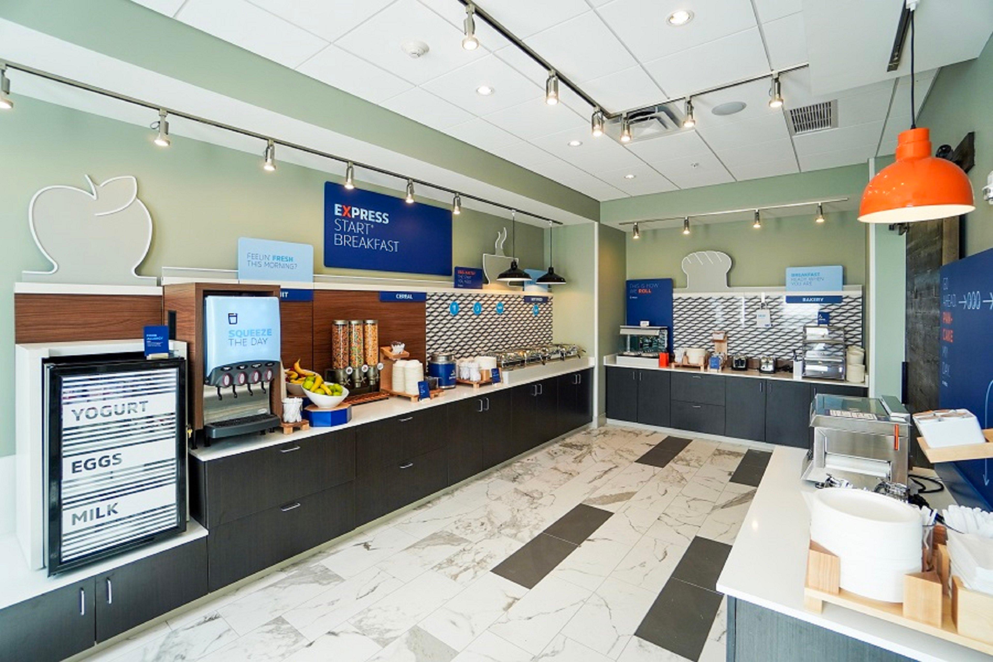 Holiday Inn Express & Suites Franklin - Berry Farms By Ihg Exterior photo